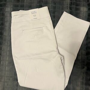 NWT Croft & Barrow Women’s White Pants - Straight Mid Rise Size 12P Regular